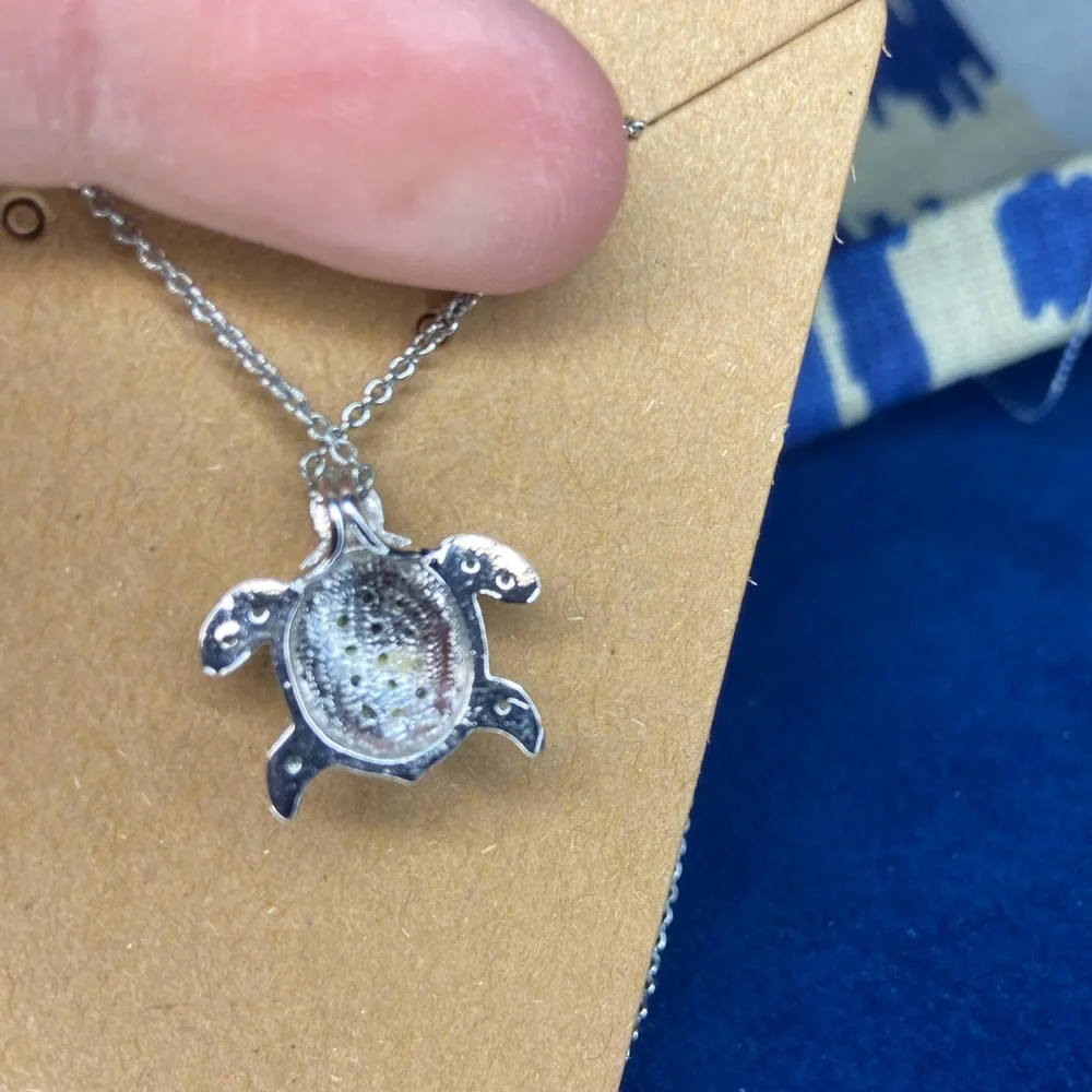 Genuine Emerald Sterling Silver 18 Inch Turtle Necklace - Picture 4 of 10